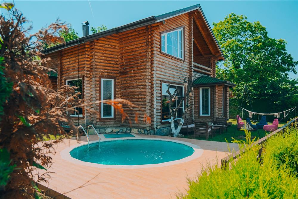 listing card gallery