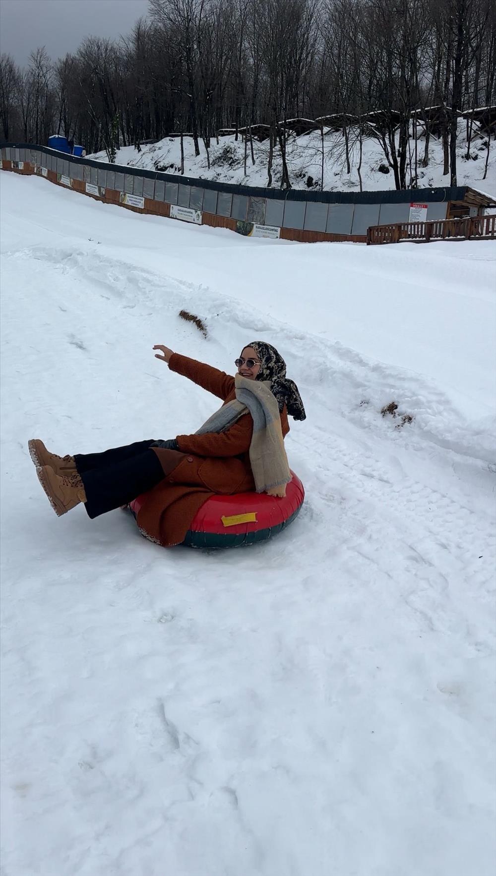 listing card gallery