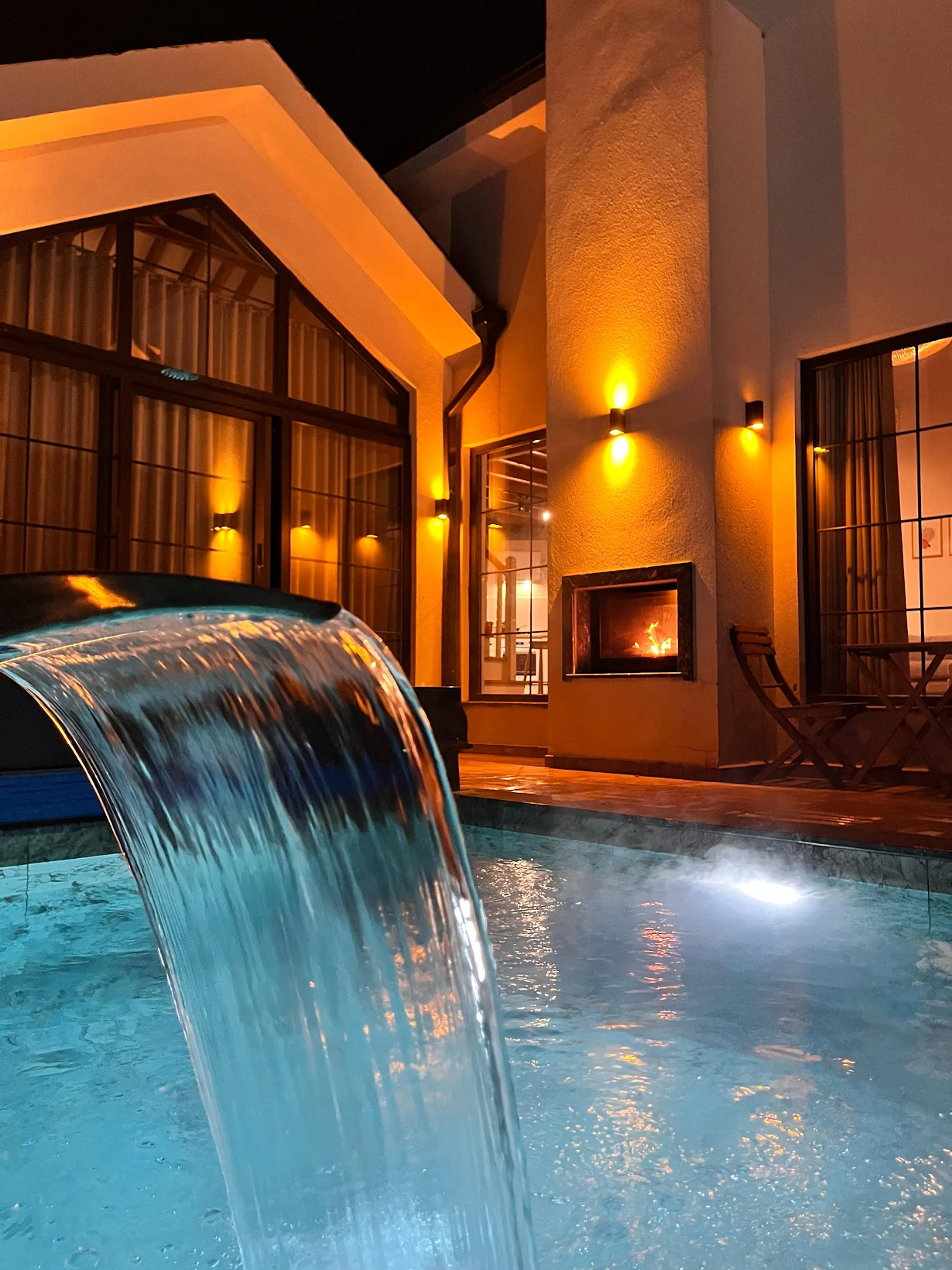 listing card gallery