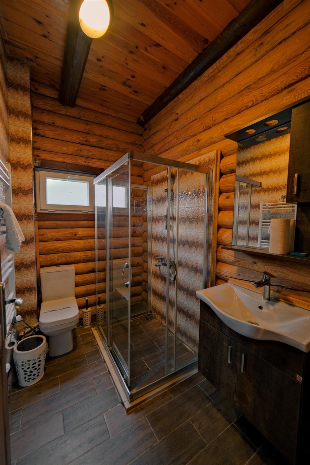 listing card gallery