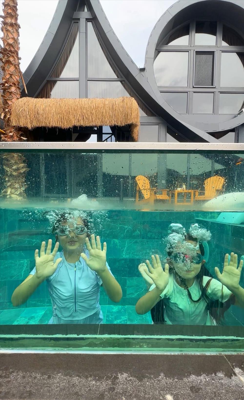 listing card gallery