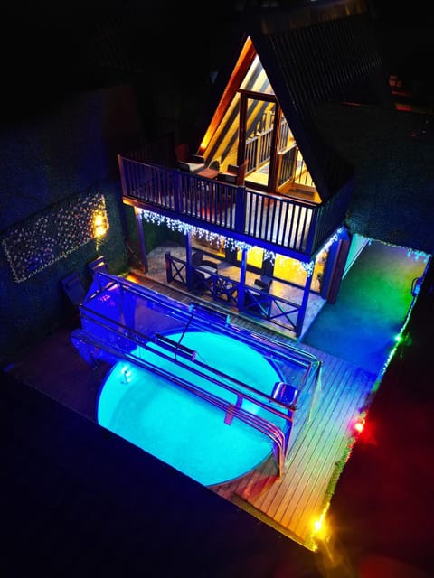 listing card gallery