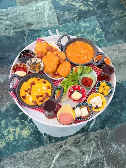 listing card gallery