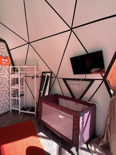 listing card gallery