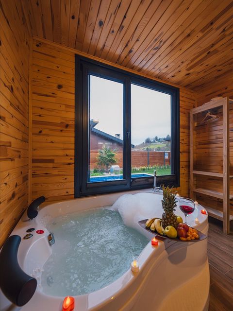 listing card gallery