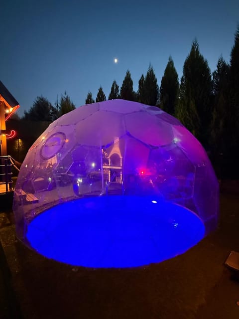 listing card gallery