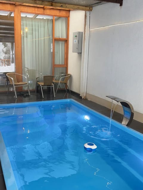 listing card gallery