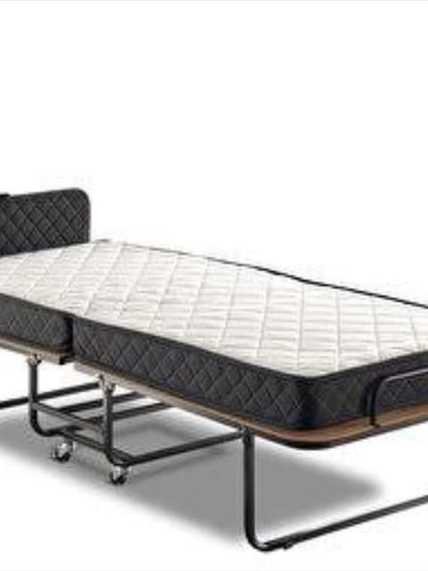 listing card gallery