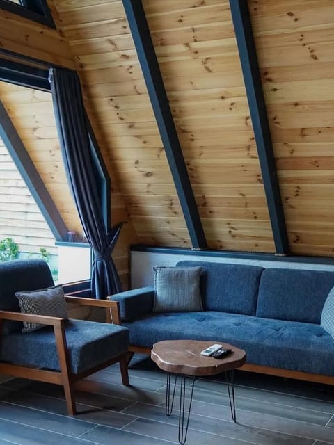 listing card gallery