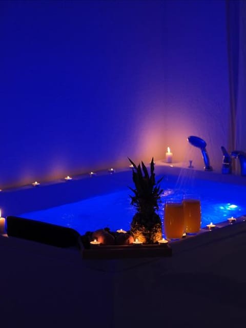 listing card gallery