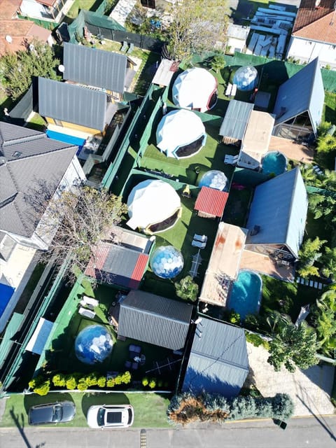 listing card gallery