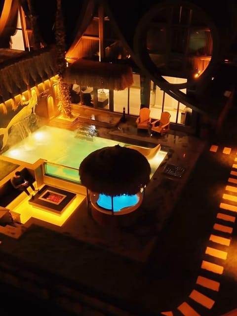 listing card gallery