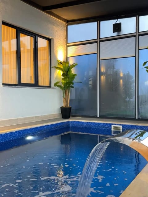 listing card gallery