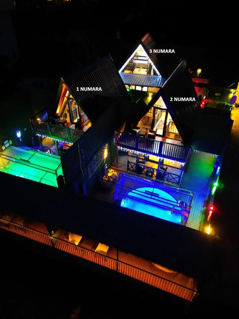 listing card gallery