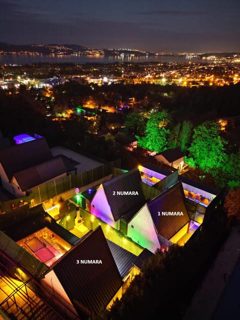 listing card gallery