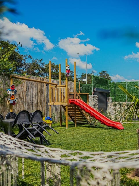 listing card gallery