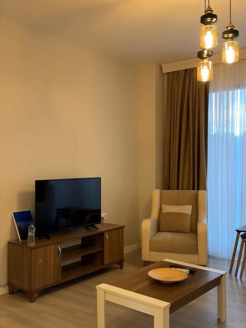 listing card gallery