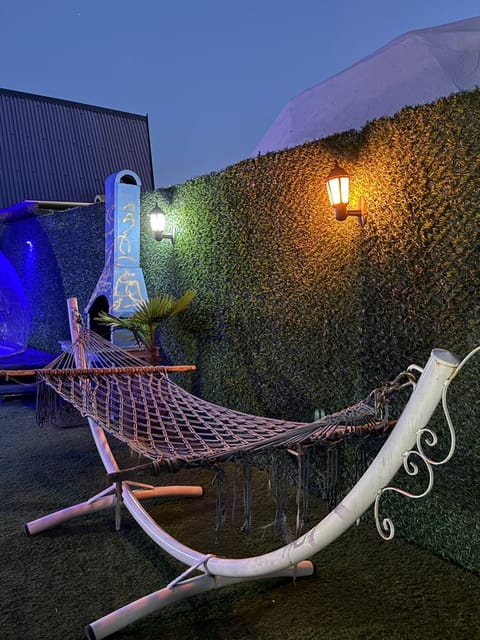 listing card gallery