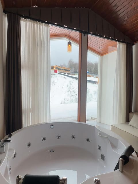 listing card gallery