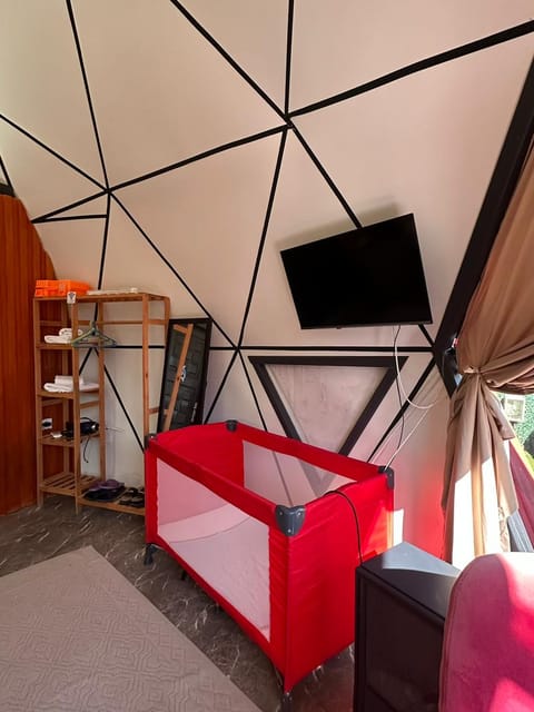 listing card gallery