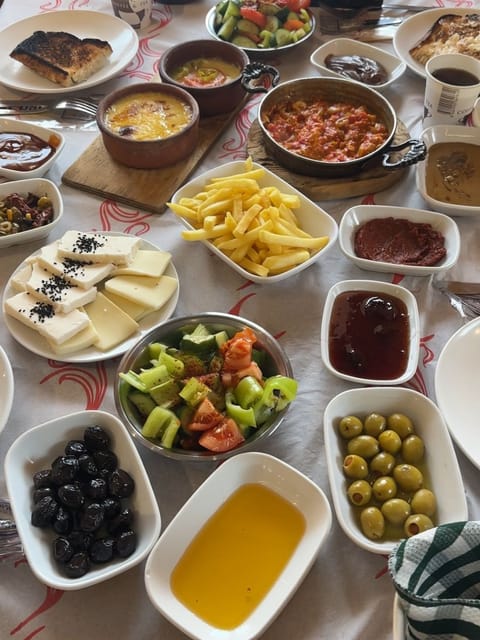 listing card gallery