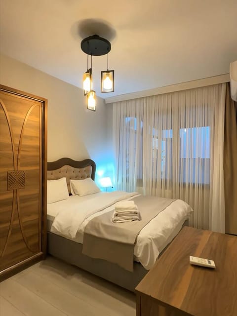 listing card gallery